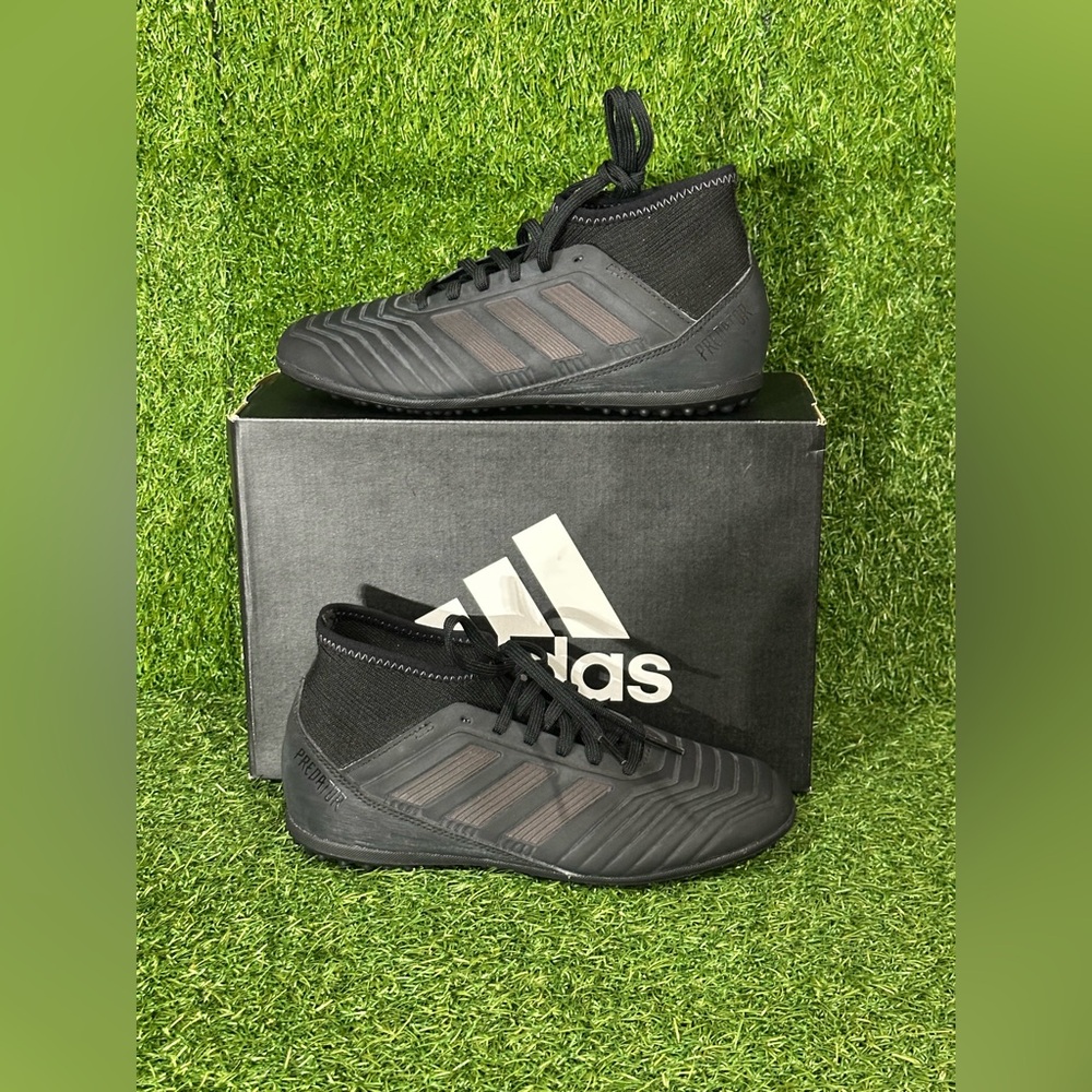 ADIDAS PREDATOR TANGO 18.3 TURF SOCCER SHOES, SIZE 4.5, 2, 12C, COLOR BLACK